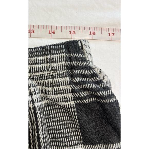 Lands’ End Women’s Size L Sport Knit Straight Leg Pull-On Gray Plaid Pants - Picture 7 of 9